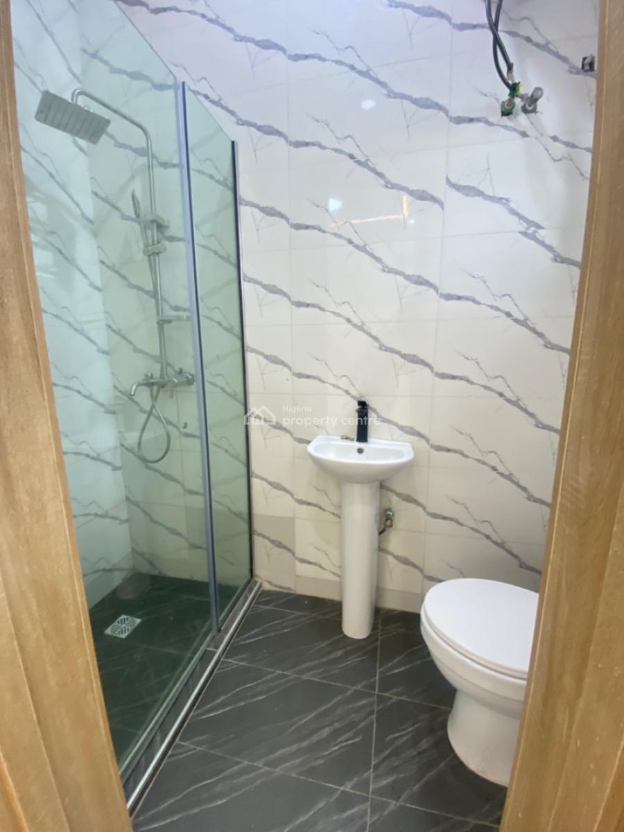 Fully Serviced 1 Bedroom Apartment, New Road/chevron, Lekki, Lagos, Flat / Apartment for Rent