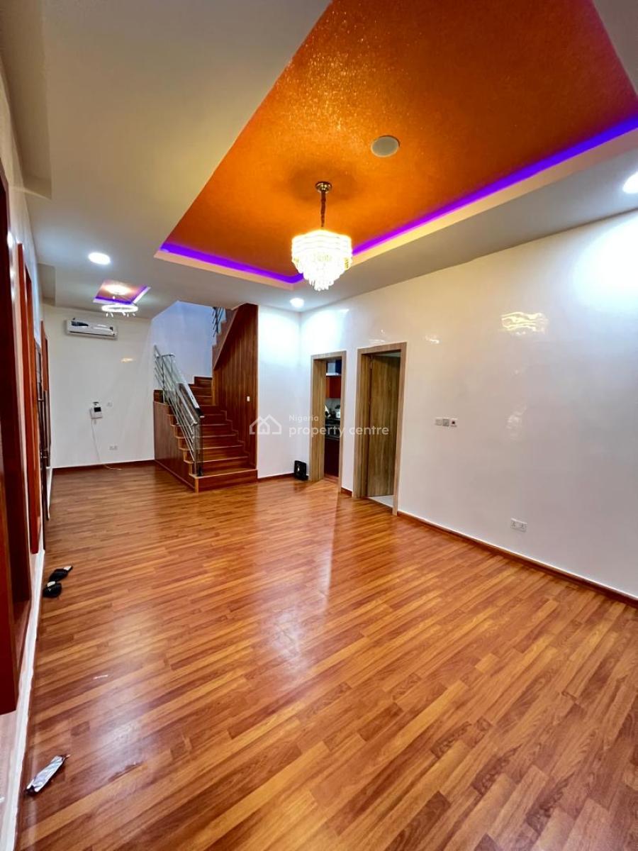 Partly Furnished Lovely 4 Bedroom Duplex Available for Purchase, Orchid Road Lekki, Lekki, Lagos, Terraced Duplex for Sale