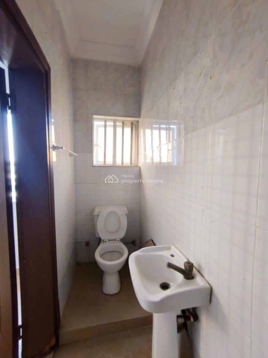 Well Maintained 4-bedroom, Agungi, Lekki, Lagos, Terraced Duplex for Rent