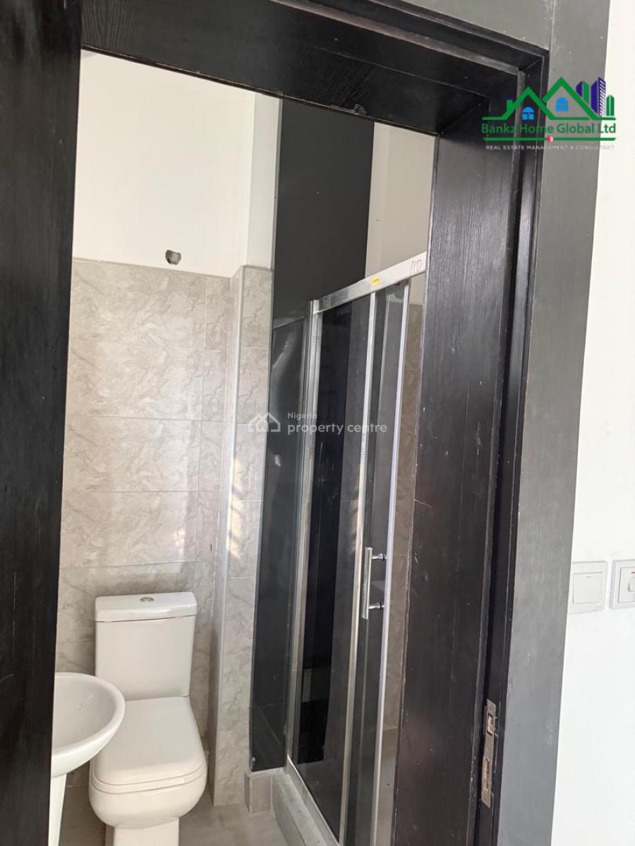 Spacious Brand New 2 Bedroom Apartment, Lekki Phase 1, Lekki, Lagos, Flat / Apartment for Sale