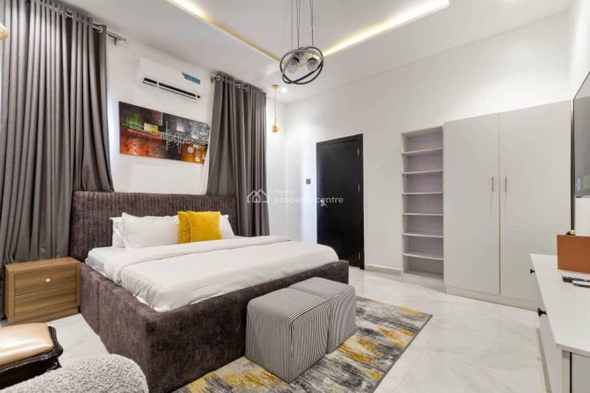 2 Bedroom Apartment with Ps5, Swimming Pool,air Hockey, 24/7 Security, Lekki Phase 1, Lekki, Lagos, Flat / Apartment Short Let