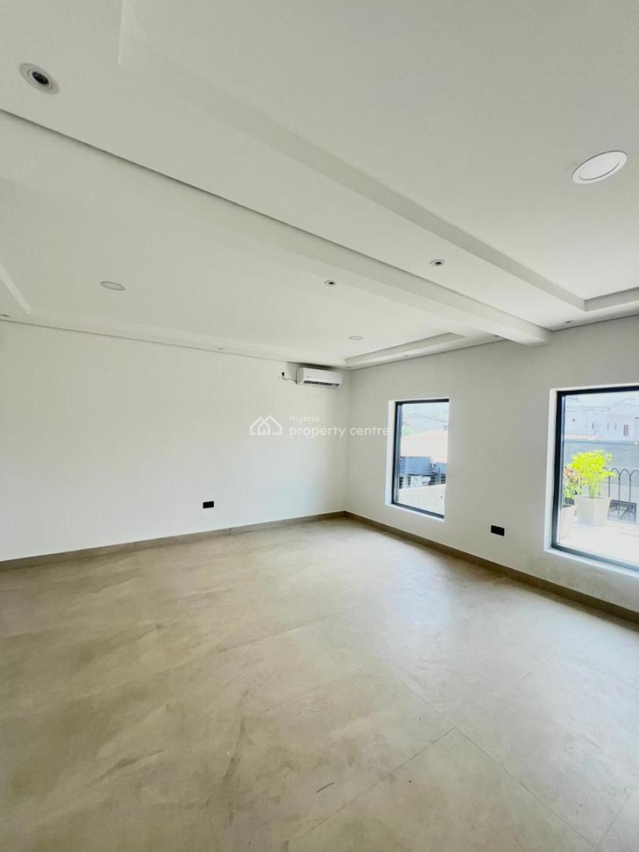 C of O, Ikoyi, Lagos, Plaza / Complex / Mall for Rent