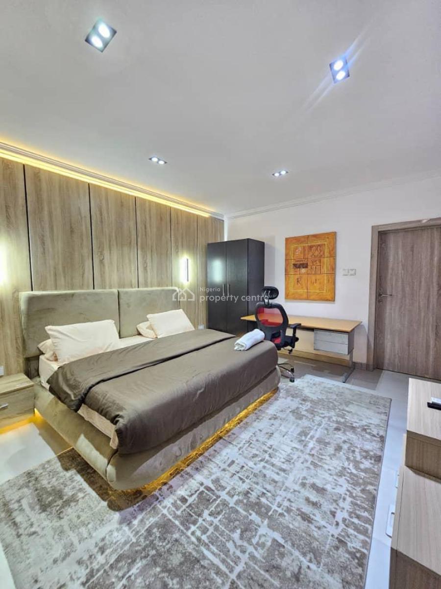 2 Bedroom Apartment with Ps5, Swimming Pool,air Hockey, 24/7 Security, Lekki Phase 1, Lekki, Lagos, Flat / Apartment Short Let