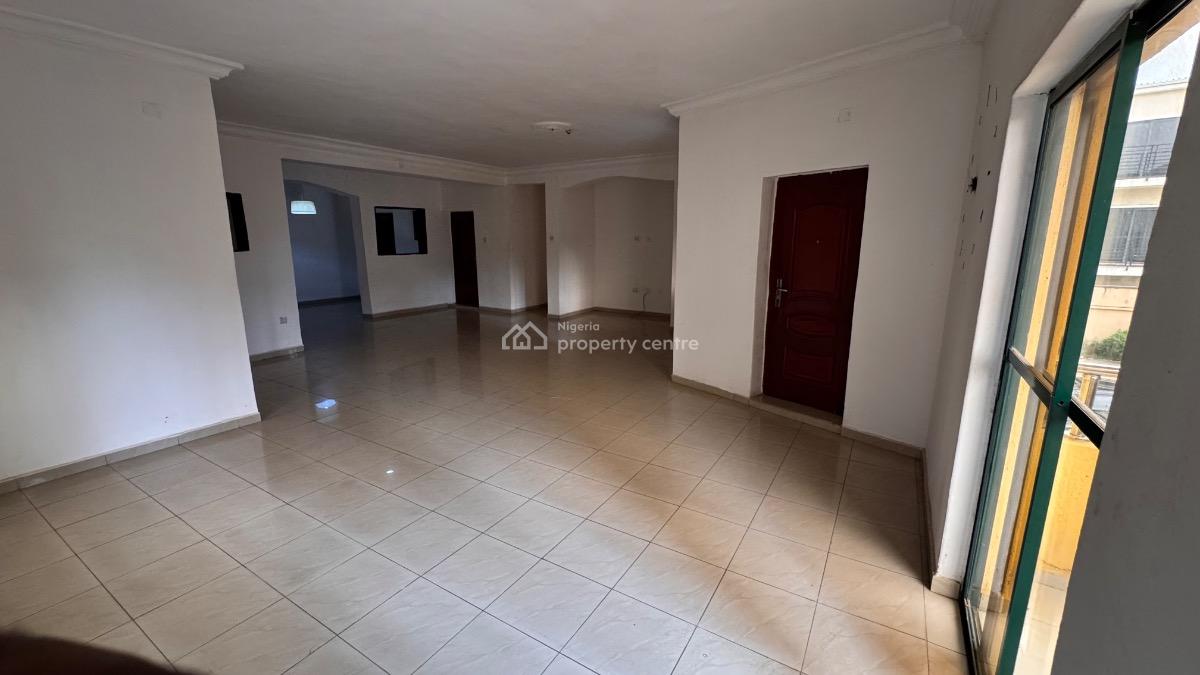 Clean and Very Lovely Spacious 3 Bedroom Apartment, Utako, Abuja, Flat / Apartment for Rent