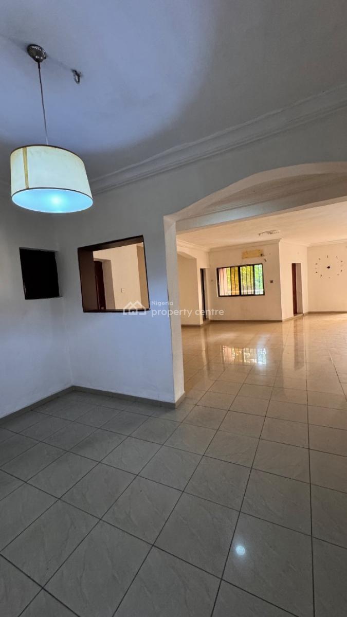 Clean and Very Lovely Spacious 3 Bedroom Apartment, Utako, Abuja, Flat / Apartment for Rent