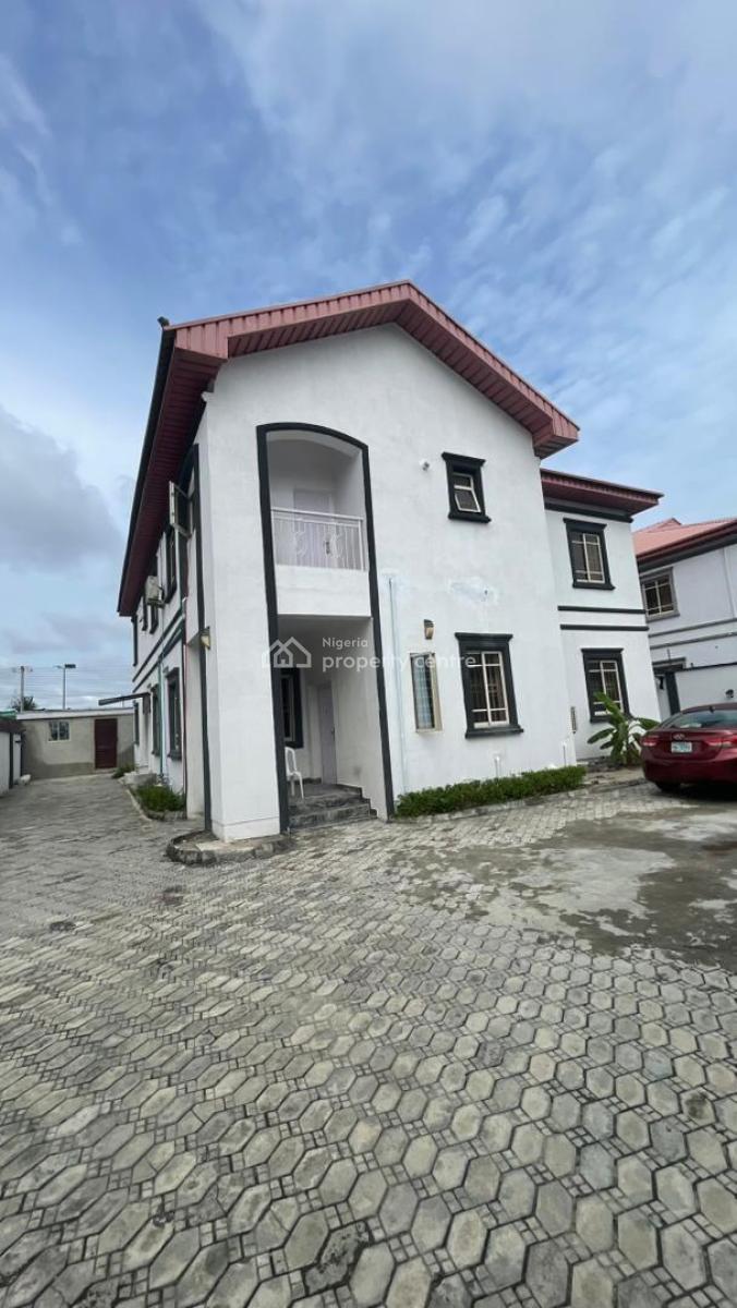 2 Bedroom Flat, Lekki Phase 1, Lekki, Lagos, Flat / Apartment for Rent