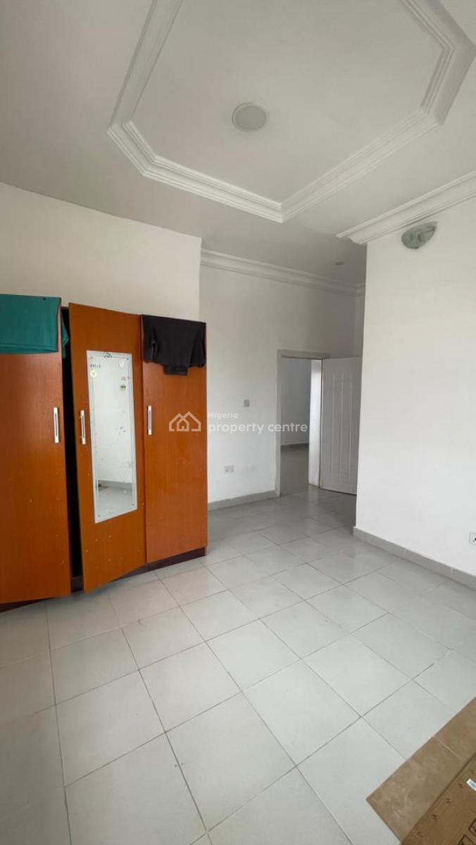 2 Bedroom Flat, Lekki Phase 1, Lekki, Lagos, Flat / Apartment for Rent