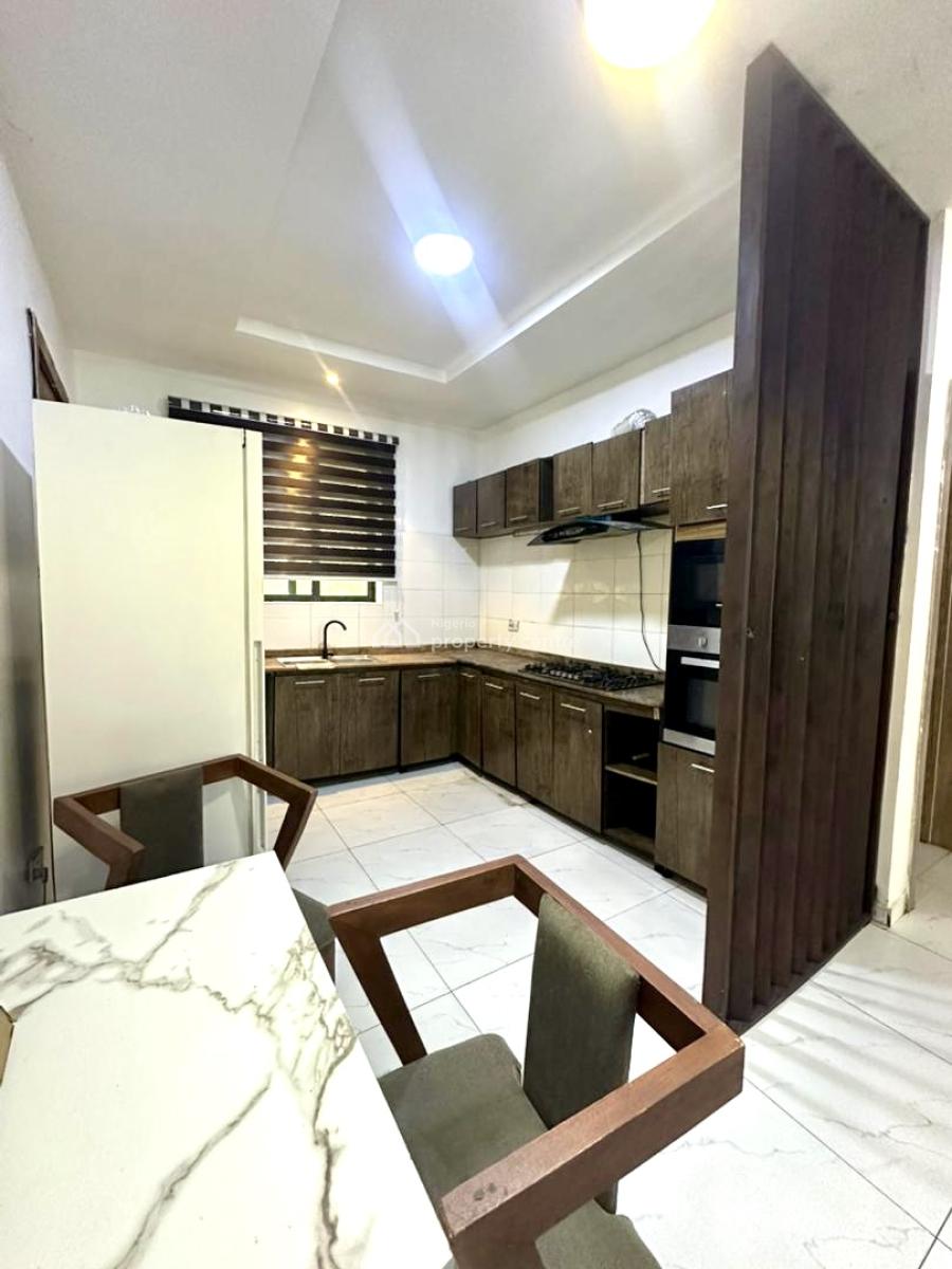 2 Bedroom Apartment, Orchid Road, Lekki, Lagos, Flat / Apartment for Rent