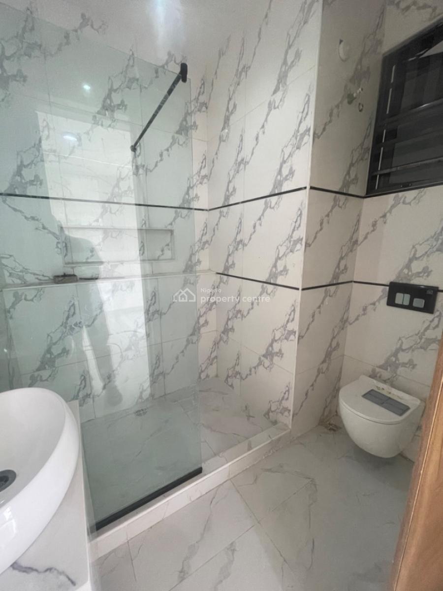 Luxury  2 Bedroom Flat, By Vgc, Lekki, Lagos, Block of Flats for Sale