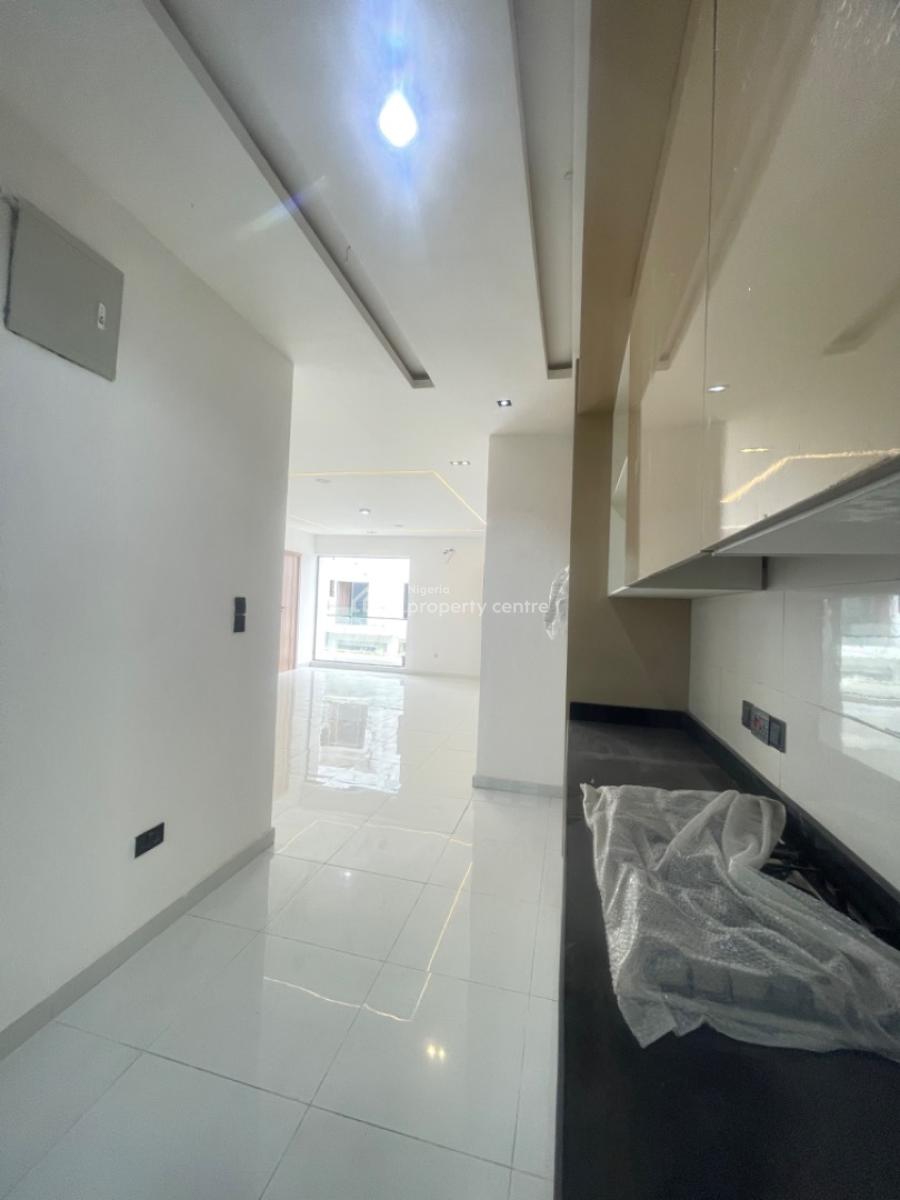 Luxury  2 Bedroom Flat, By Vgc, Lekki, Lagos, Block of Flats for Sale