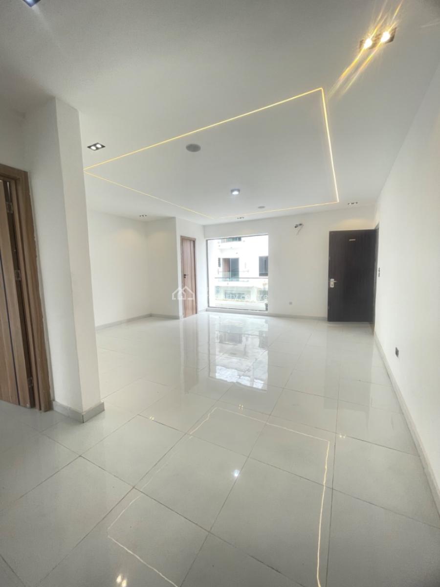 Luxury  2 Bedroom Flat, By Vgc, Lekki, Lagos, Block of Flats for Sale