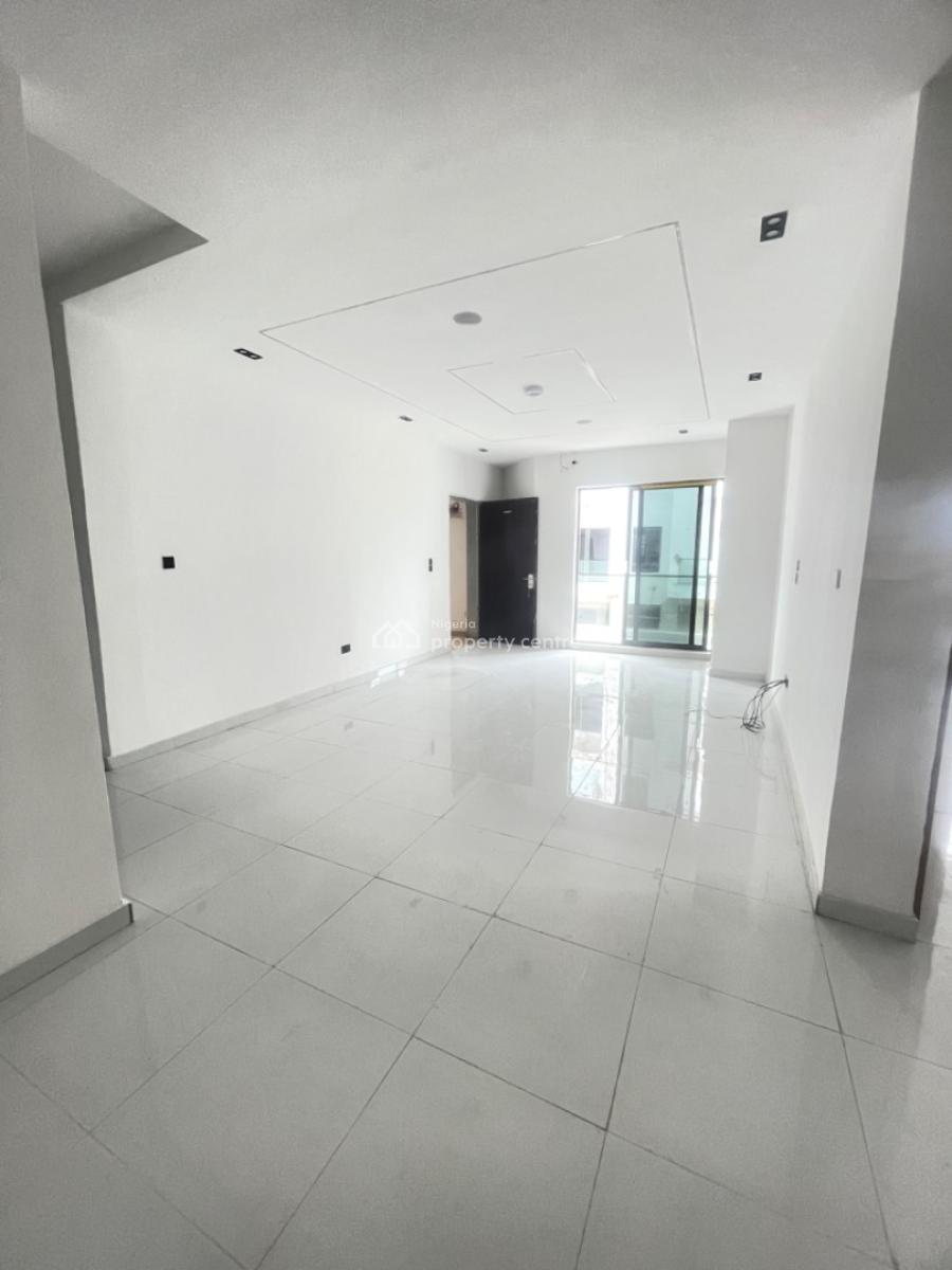 Luxury  2 Bedroom Flat, By Vgc, Lekki, Lagos, Block of Flats for Sale