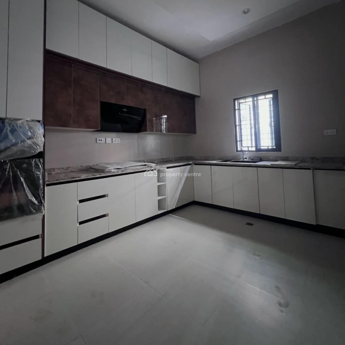 Tastefully Finished 4 Bedroom Terrace with Maid Room, Jahi, Abuja, Terraced Duplex for Rent