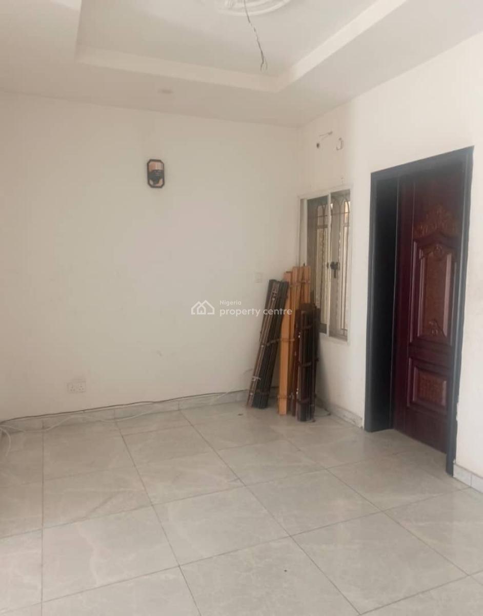 Standard, Spacious 2 Bedroom Apartment, Off Freedom Way ,ikate., Lekki, Lagos, Flat / Apartment for Rent