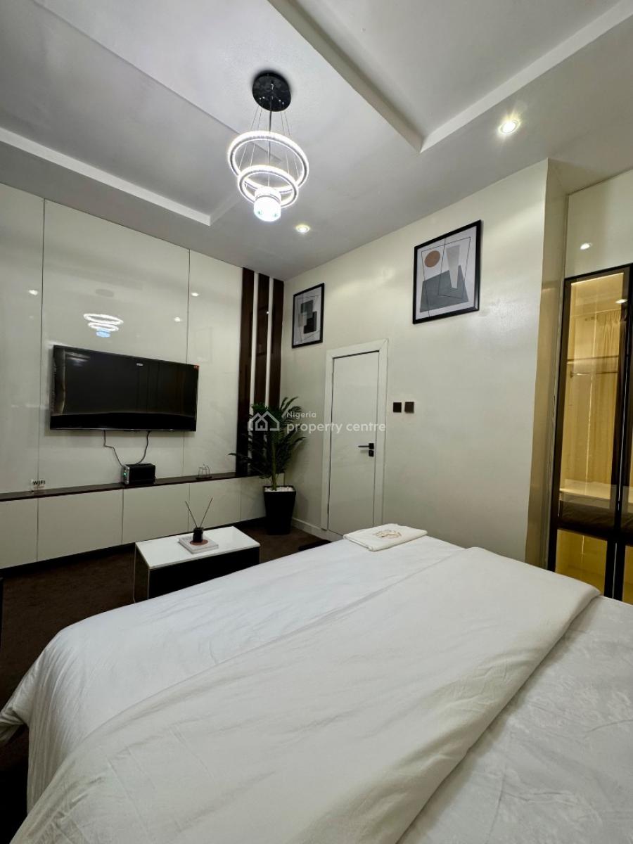 Cozy Studio Apartment with Swimming Pool, Oluyole Estate, Ibadan, Oyo, Self Contain (single Rooms) Short Let