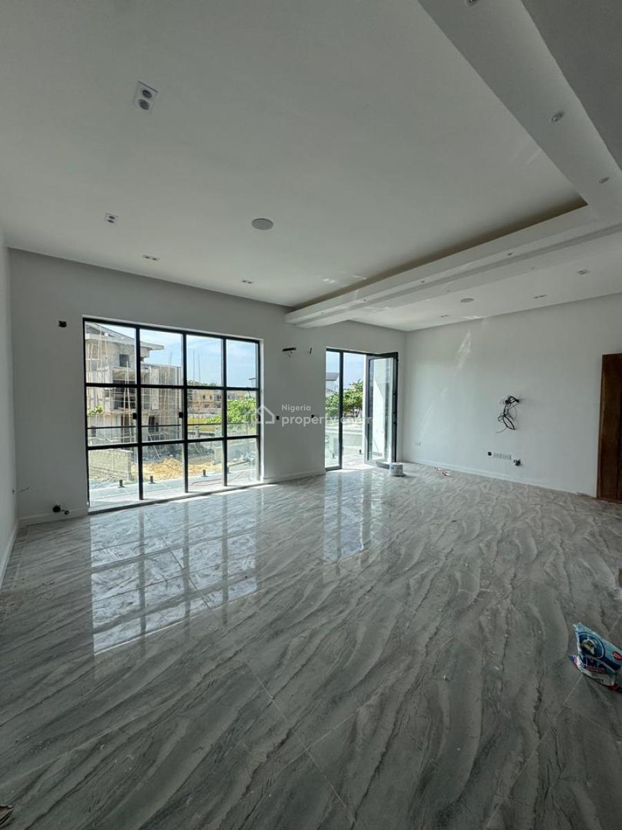 Luxury 2 Bedroom Apartment with Spacious Ensuite Rooms , Swimming Pool, Osapa, Lekki, Lagos, Flat / Apartment for Sale