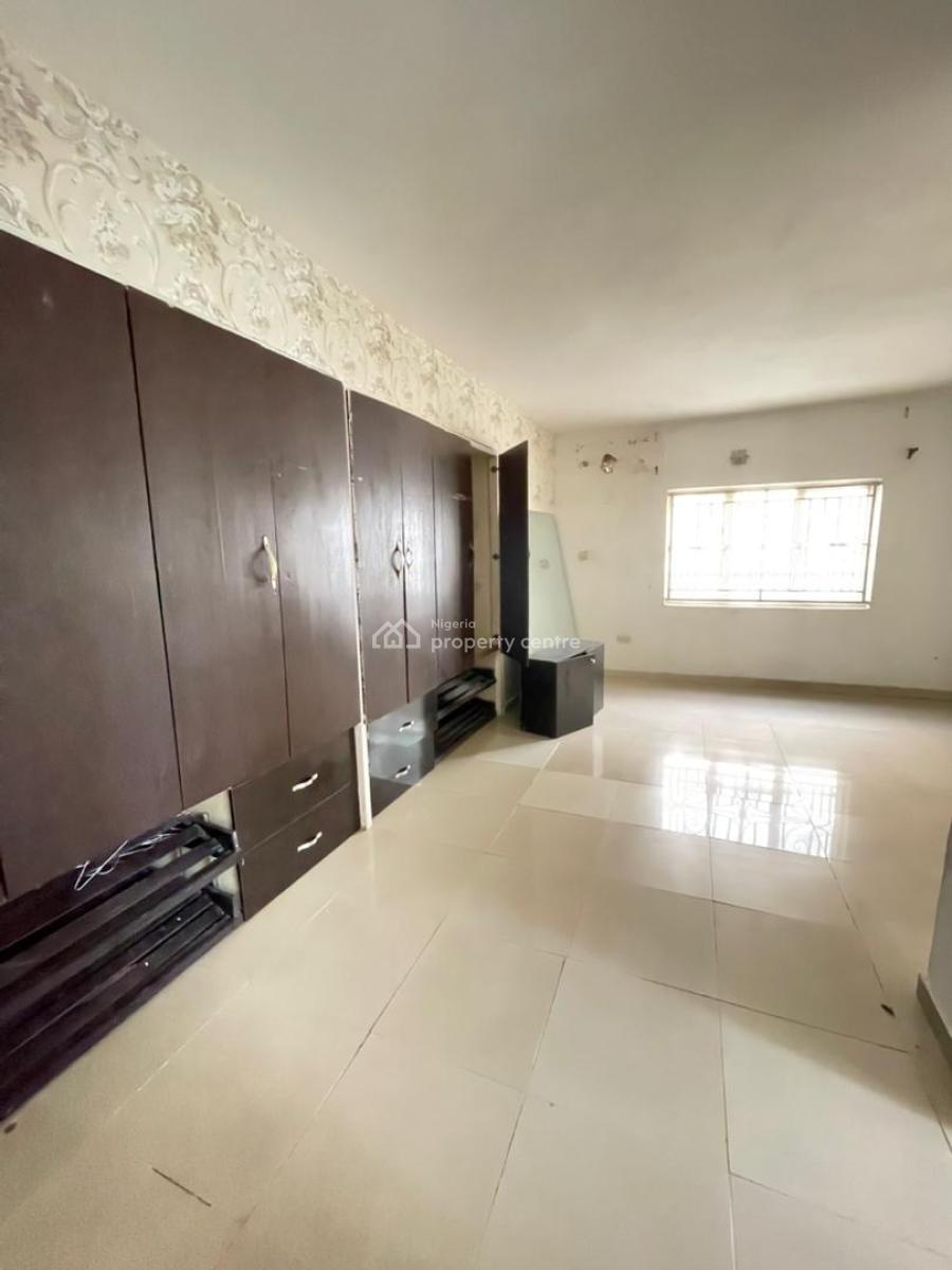 Spacious 3 Bedroom Apartment, Victoria Island, Victoria Island (vi), Lagos, Flat / Apartment for Rent