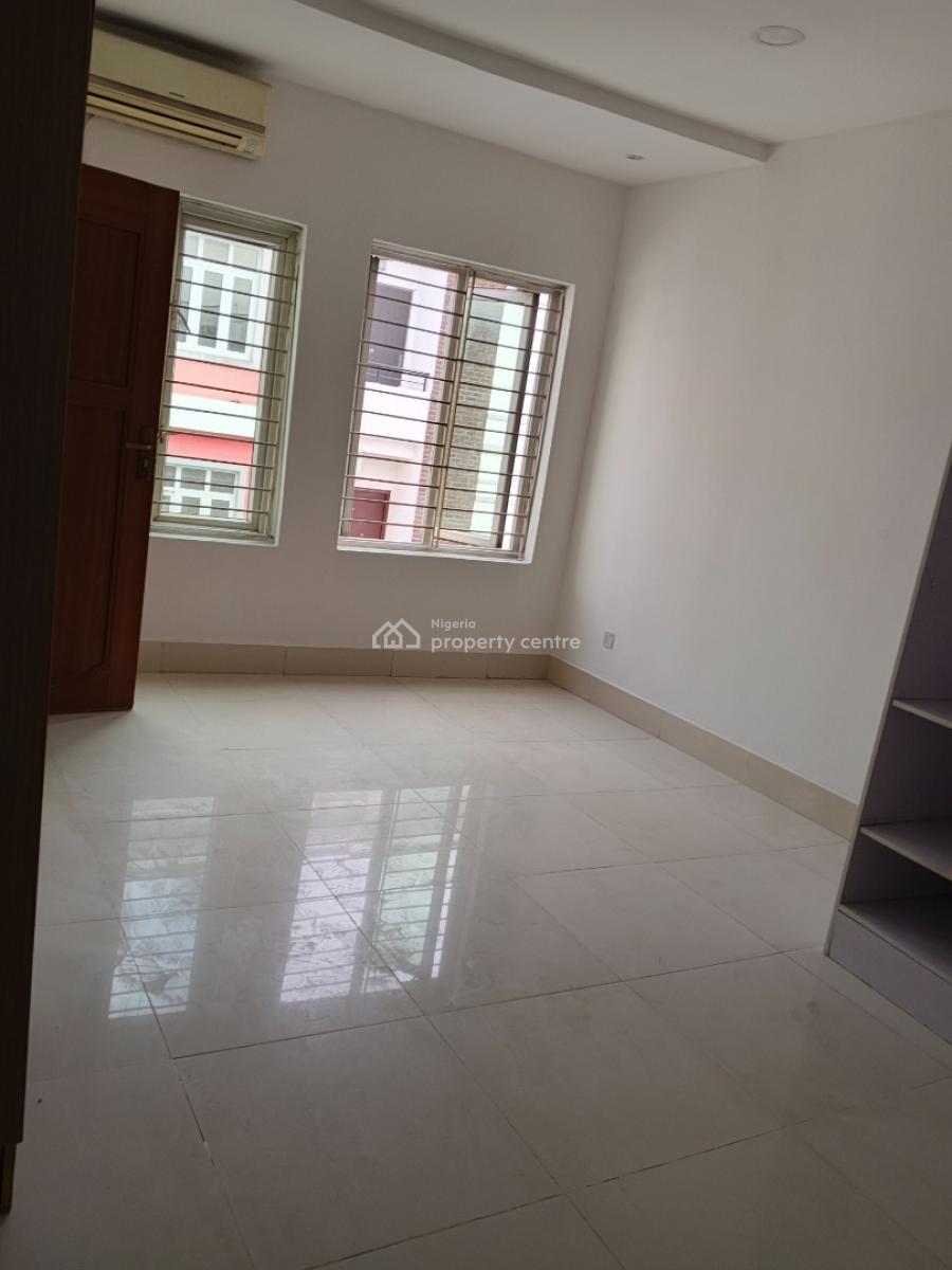 Spacious 2 Bedroom, Oniru, Victoria Island (vi), Lagos, Flat / Apartment for Rent