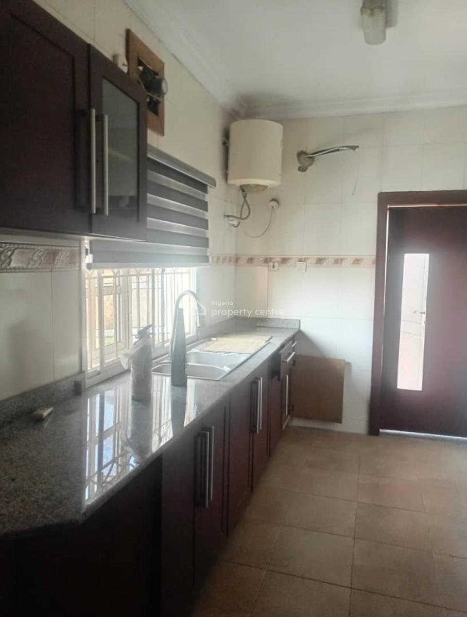 Stunning 3 Bedroom Apartment with Pool and Gym, Lekki Phase1, Lekki, Lagos, Flat / Apartment for Rent