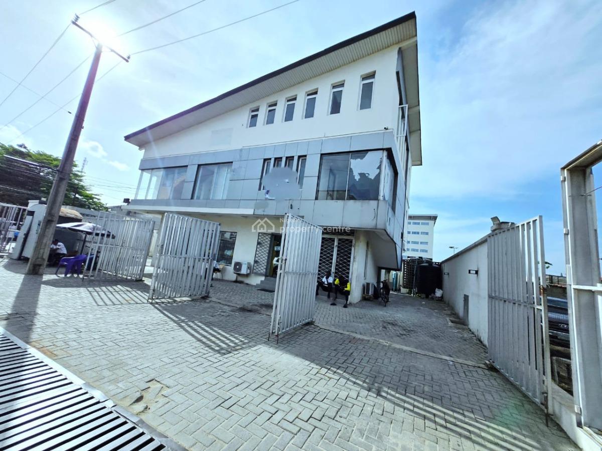 145sqm Suitable for Office Space,, Lekki Phase 1, Lekki, Lagos, Shop for Rent