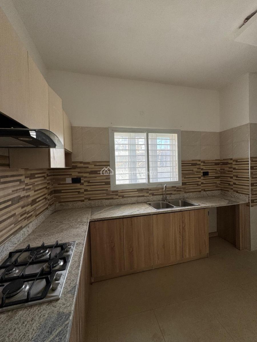 Spacious 2 Bedroom Maisonette, Ajah, Lekki, Lekki, Lagos, Flat / Apartment for Rent