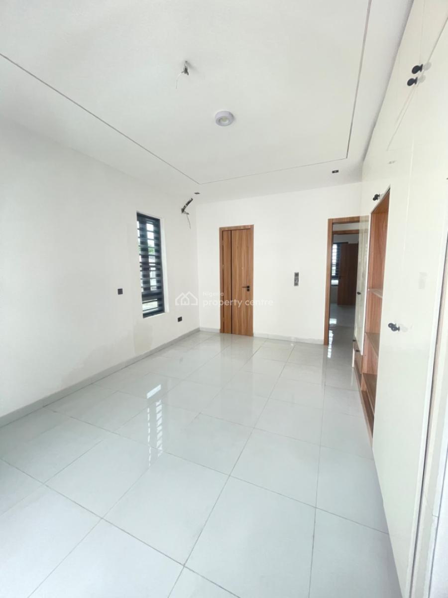 Very Spacious 1 Bedroom Flat, Harris Drive, Vgc, Lekki, Lagos, Block of Flats for Sale