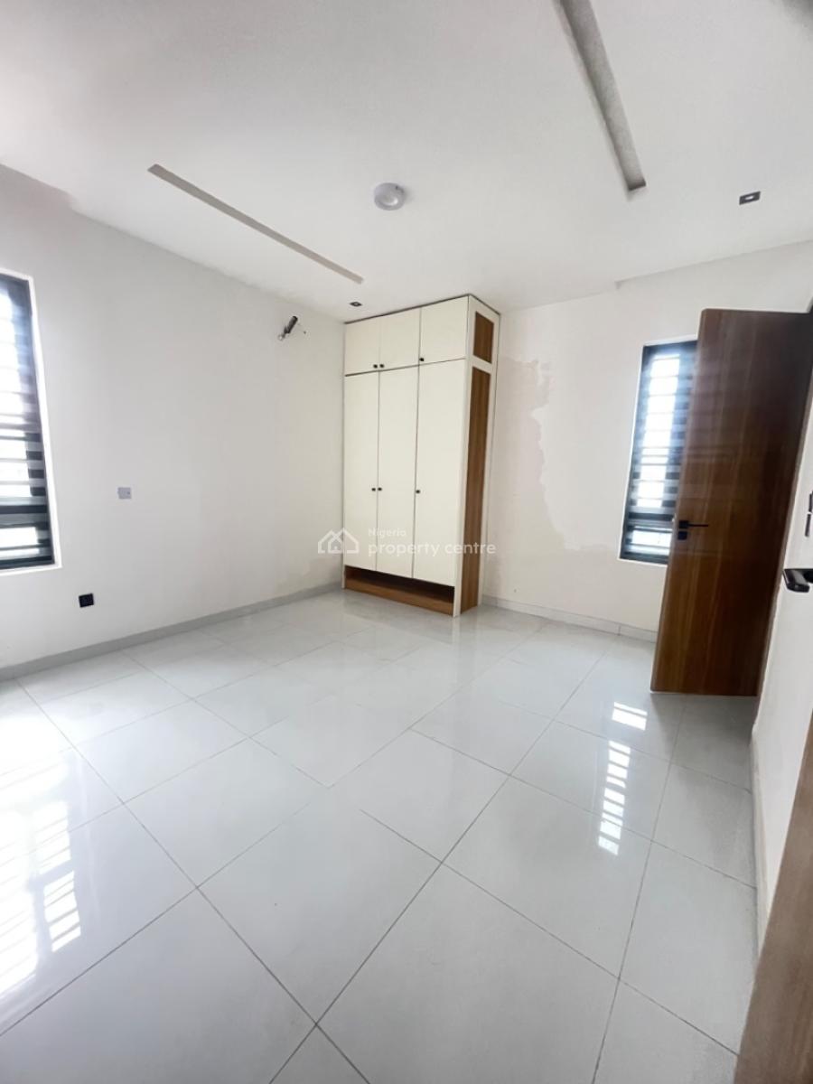 Very Spacious 1 Bedroom Flat, Harris Drive, Vgc, Lekki, Lagos, Block of Flats for Sale