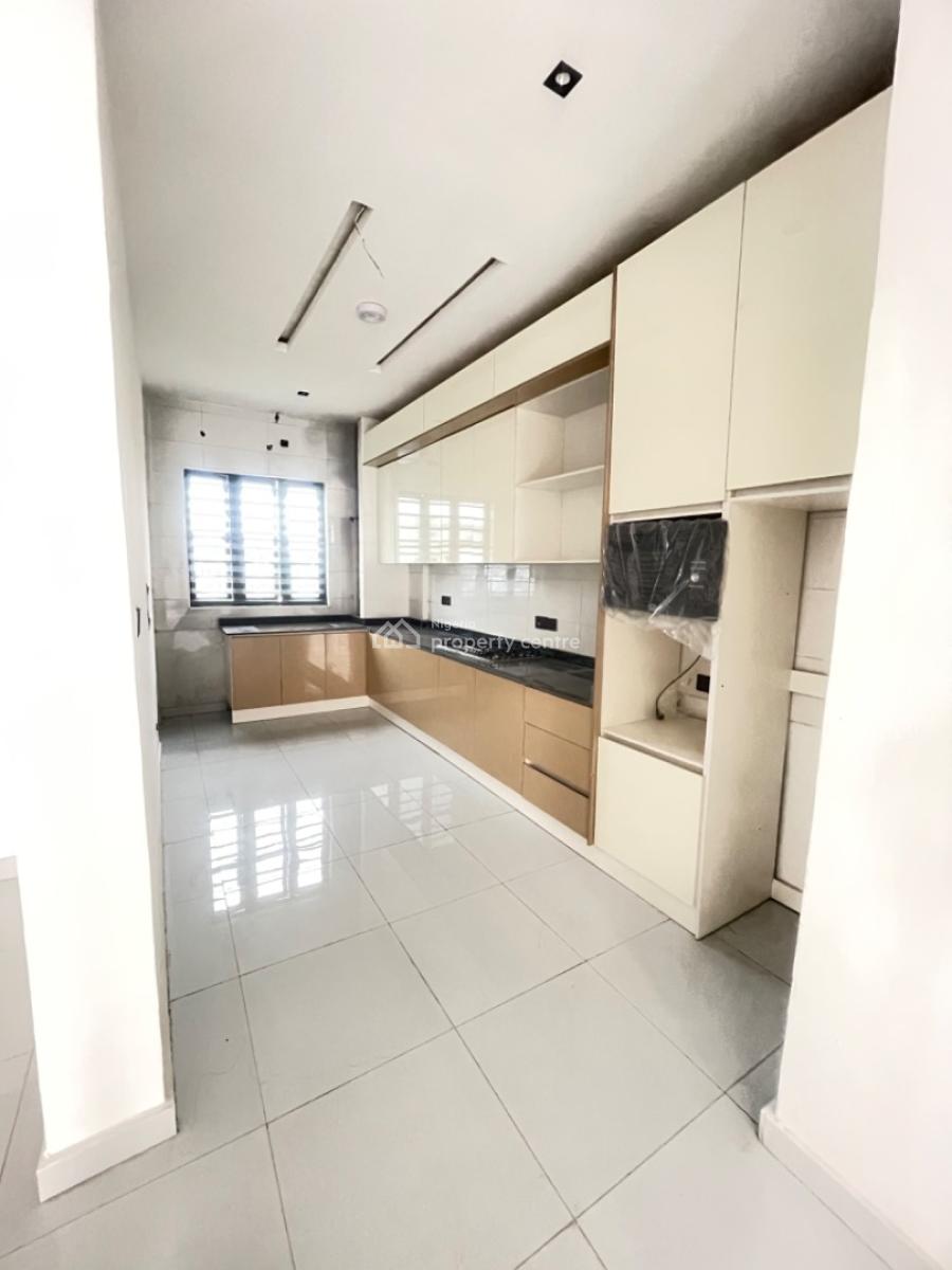 Very Spacious 1 Bedroom Flat, Harris Drive, Vgc, Lekki, Lagos, Block of Flats for Sale