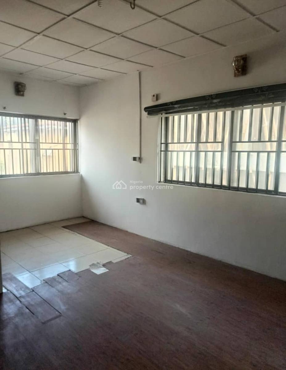 Premium 5 Bedroom Semi-detached Duplex with Bq, Lekki Phase1, Lekki, Lagos, Semi-detached Duplex for Rent