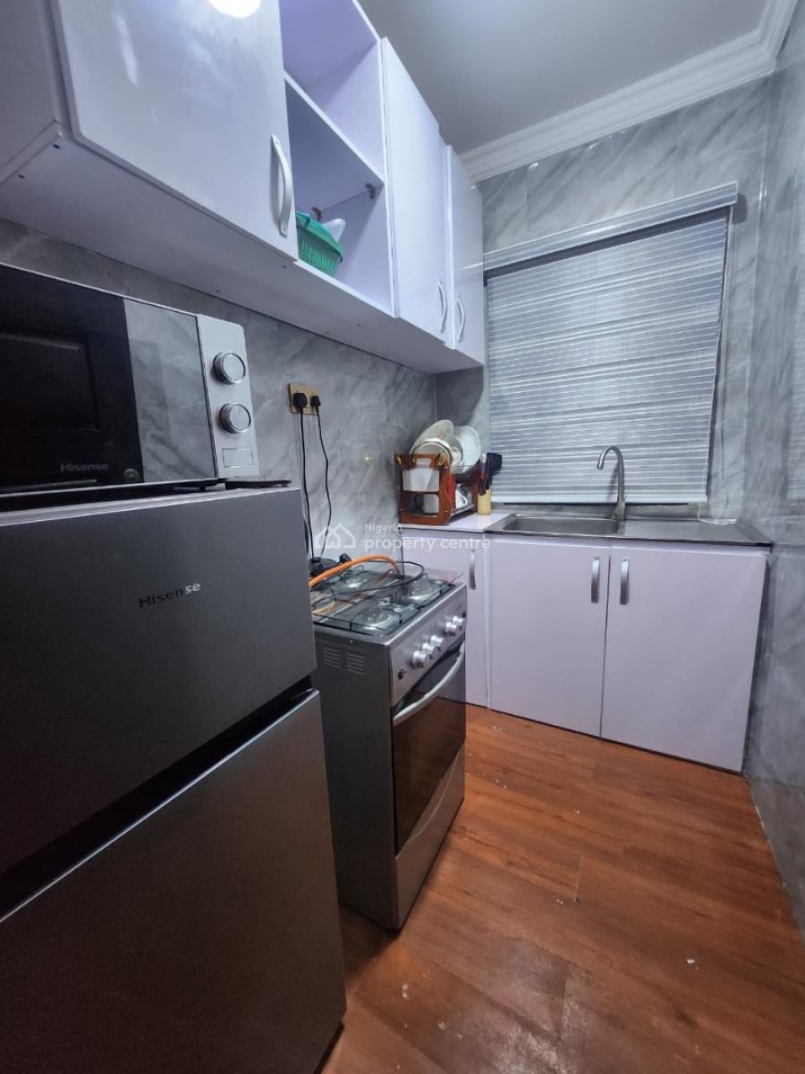 2 Bedrooms Fully Furnished Apartment, Ogudu, Lagos, Flat / Apartment for Rent