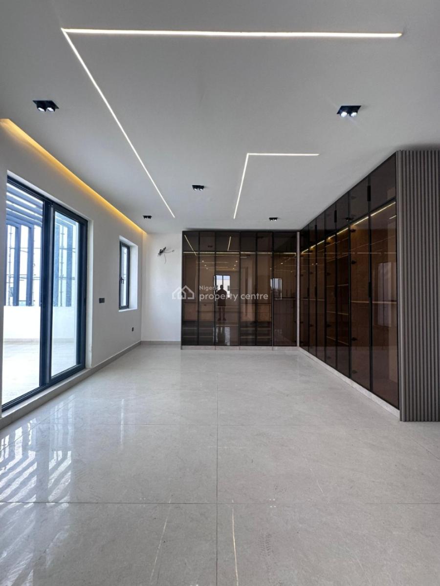 Lekki Phase 1 Most  Iconic Address:  6 Bed Luxury Home with Elevator,, Lekki Phase 1, Lekki, Lagos, Detached Duplex for Sale