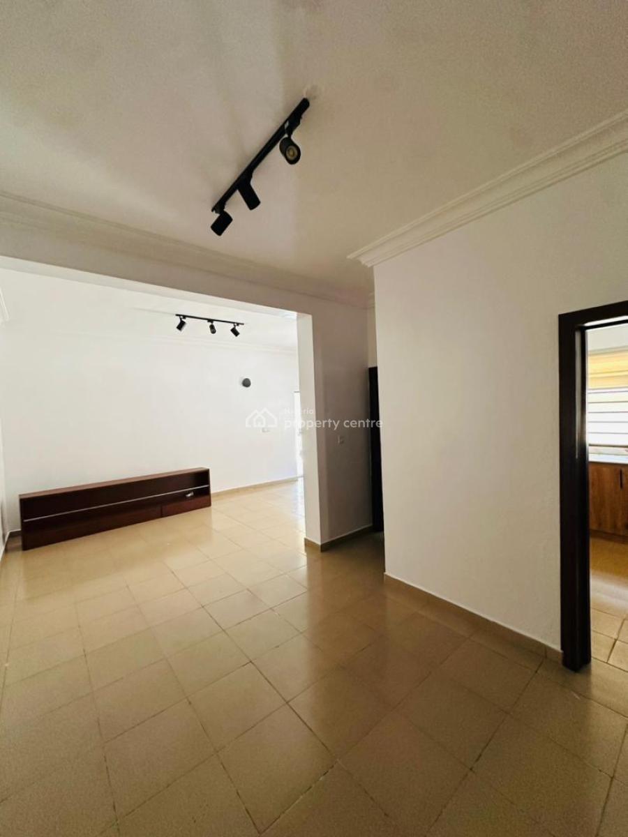 2 Bedroom Apartment, Ikota, Lekki, Lagos, Flat / Apartment for Rent