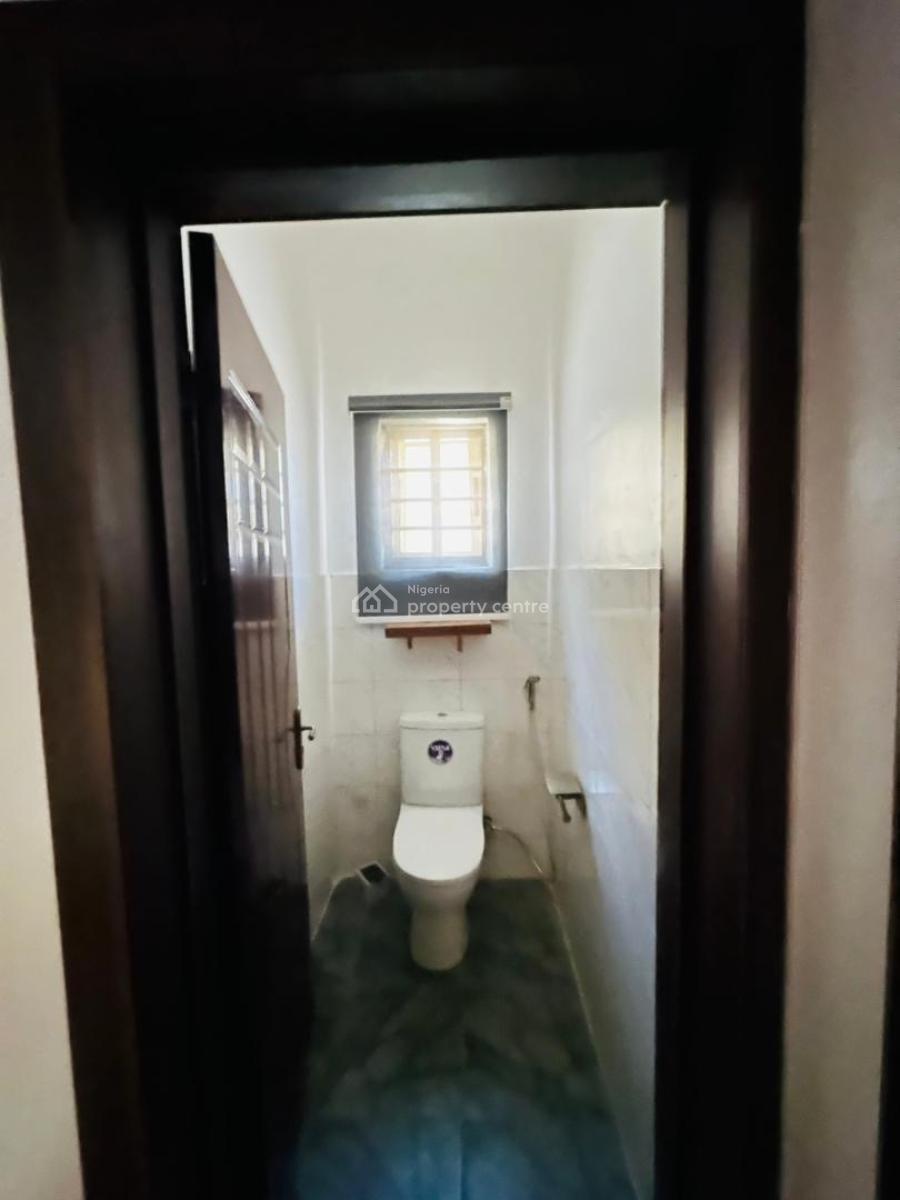 2 Bedroom Apartment, Ikota, Lekki, Lagos, Flat / Apartment for Rent