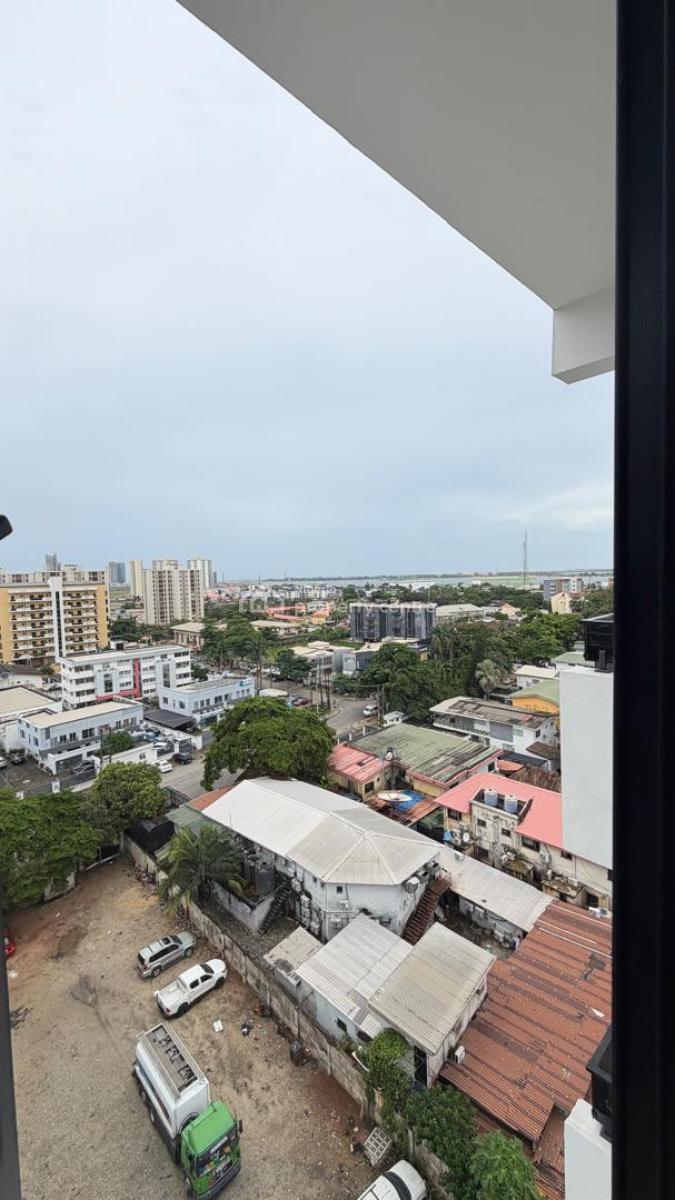 Luxury 3- Bedroom Apartment with Pool & Gym, Victoria Island (vi), Lagos, Flat / Apartment for Sale