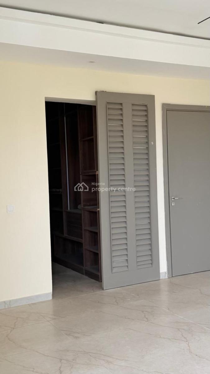 Luxury 3- Bedroom Apartment with Pool & Gym, Victoria Island (vi), Lagos, Flat / Apartment for Sale