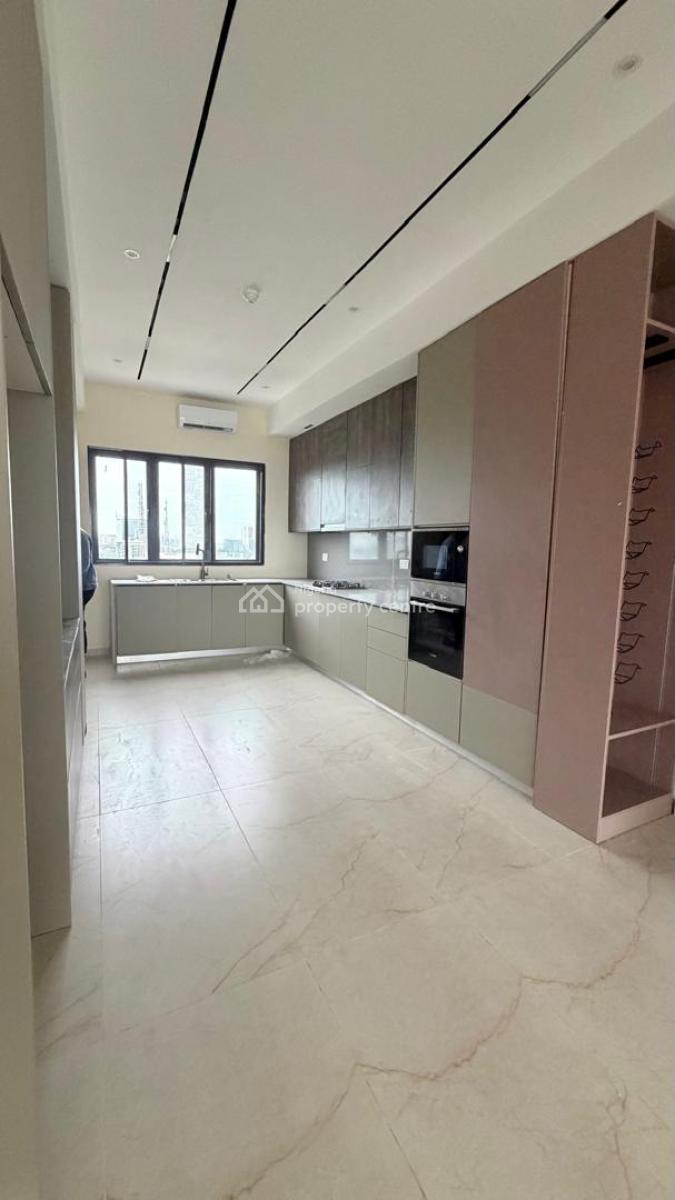 Luxury 3- Bedroom Apartment with Pool & Gym, Victoria Island (vi), Lagos, Flat / Apartment for Sale