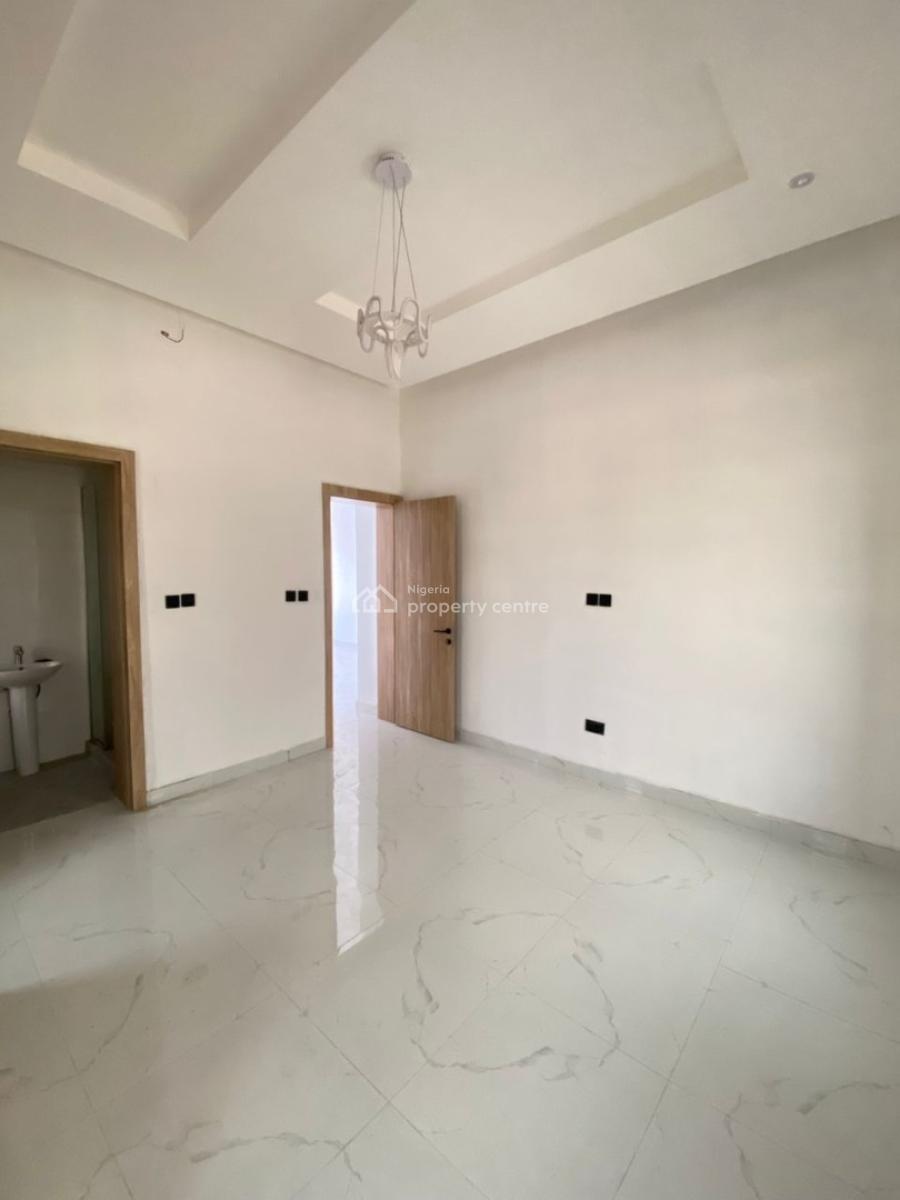 an Excellent 2 Bedroom Apartment in a Serene Location, Abraham Adesanya, Ajah, Lagos, Flat / Apartment for Sale