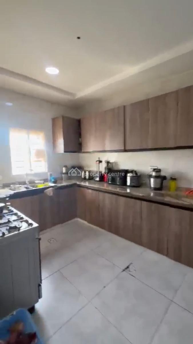 Neat & Spacious 3 Bedroom Apartment + Bq in Galadimawa By Roundabout, Galadimawa, Abuja, Block of Flats for Sale