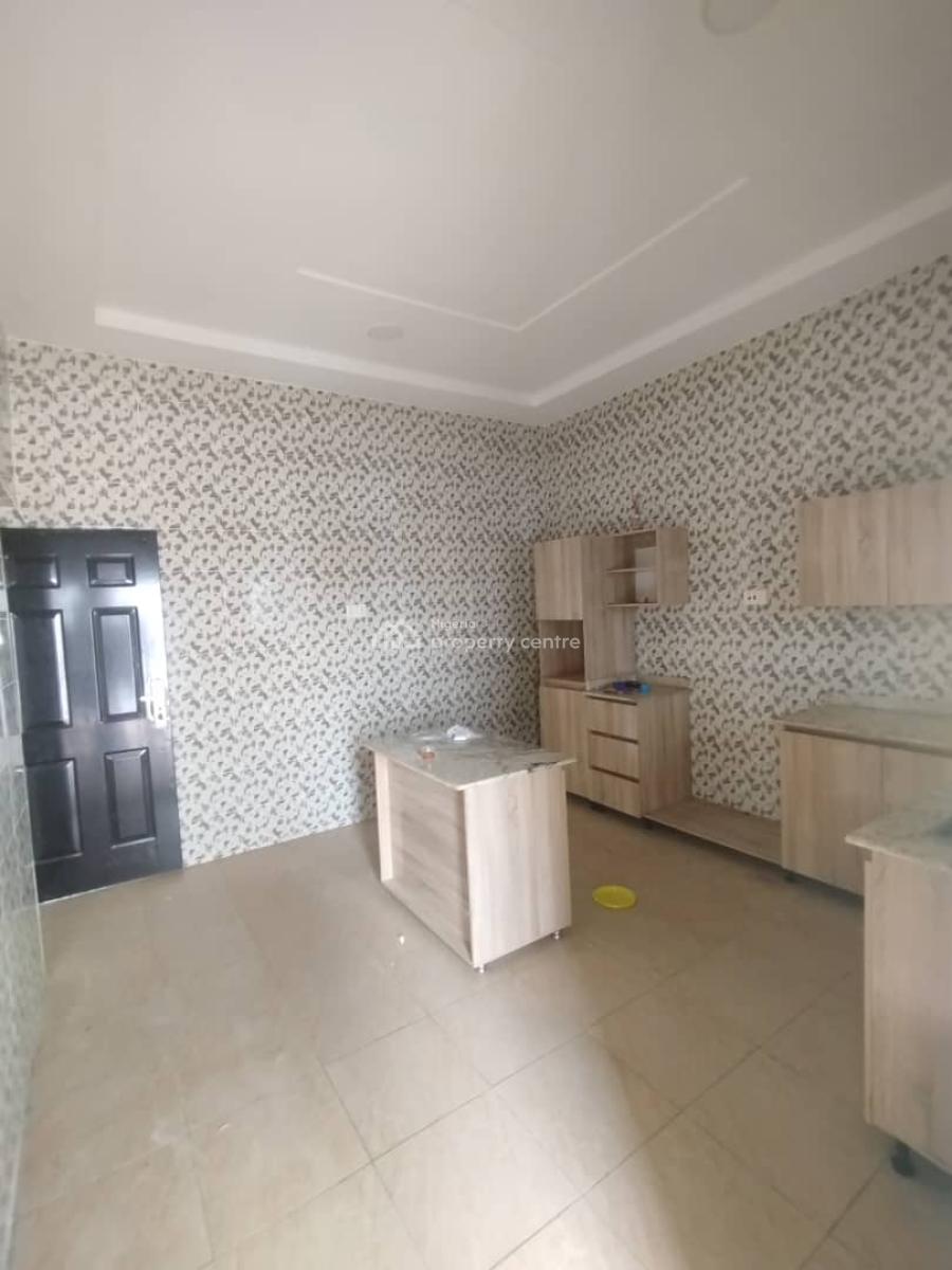 Spacious 2 Bedroom Flat on The First Floor, Jahi, Abuja, Flat / Apartment for Rent