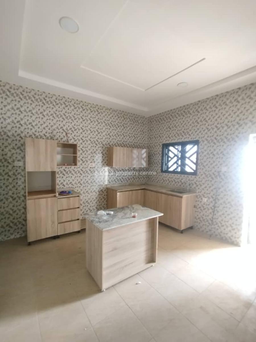 Spacious 2 Bedroom Flat on The First Floor, Jahi, Abuja, Flat / Apartment for Rent