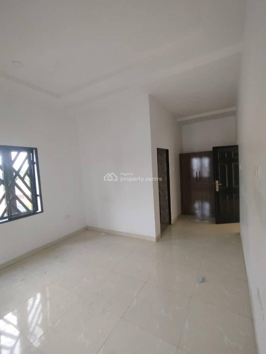 Spacious 2 Bedroom Flat on The First Floor, Jahi, Abuja, Flat / Apartment for Rent