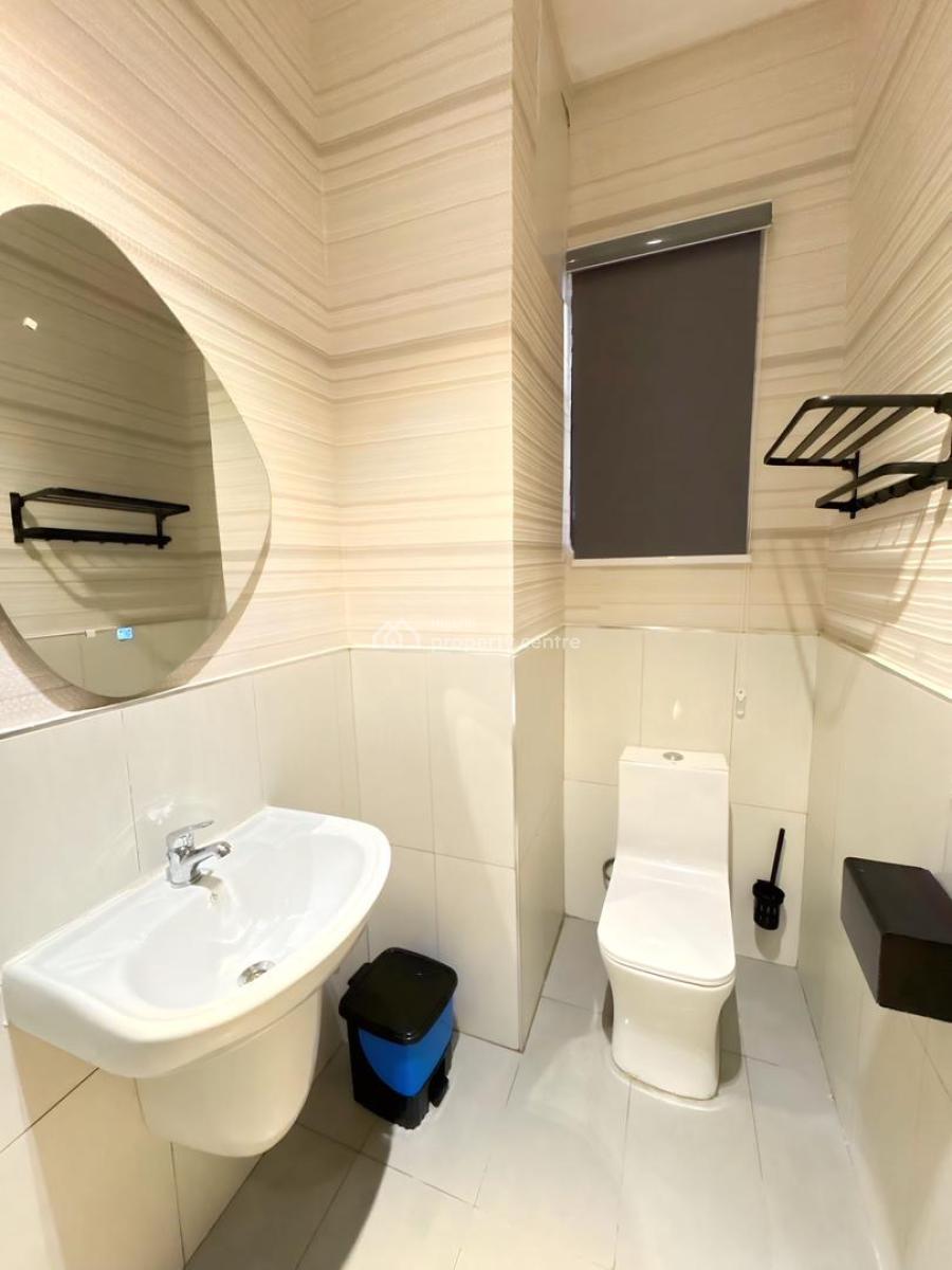 Luxury 2 Bedroom Apartment with Ps5, Swimming Pool & Gym, Bisola Durosinmi Etti, Lekki Phase 1, Lekki, Lagos, Flat / Apartment Short Let
