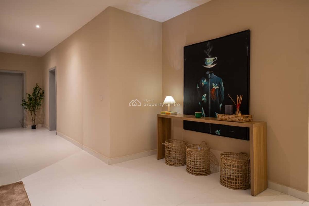 Luxury 3 Bedroom Apartment, Shonuga Crescent, Lekki Phase 1, Lekki, Lagos, Flat / Apartment Short Let