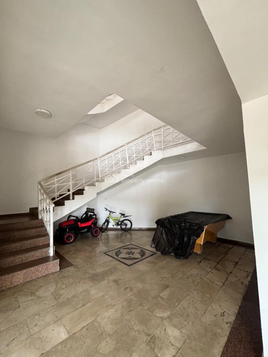 Unfurnished 3 Bedroom Apartment with a Bq, Swimming Pool and Gym., Oniru, Victoria Island (vi), Lagos, Flat / Apartment for Rent
