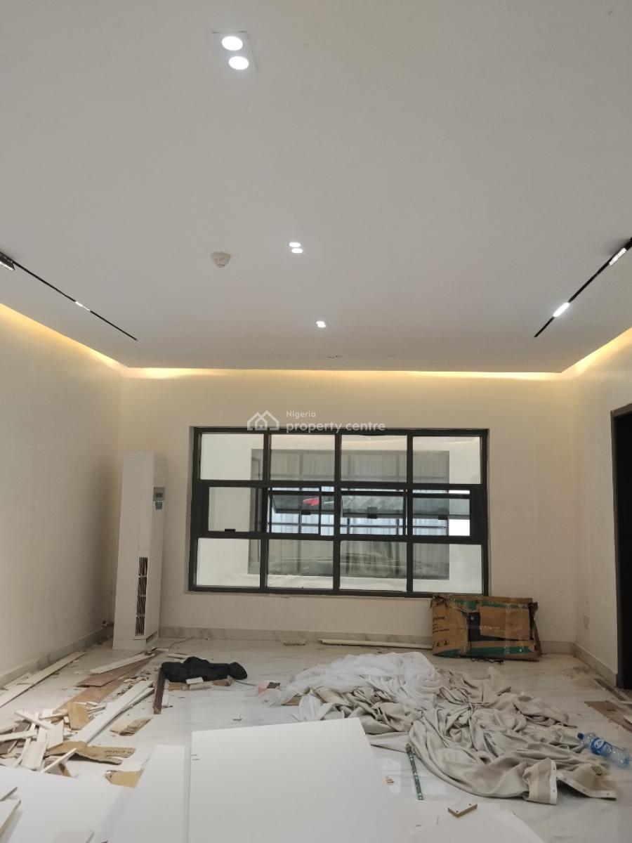 2 Bedroom Service, Lekki Right, Lekki Phase 1, Lekki, Lagos, Flat / Apartment for Rent