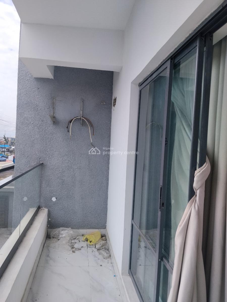 2 Bedroom Service, Lekki Right, Lekki Phase 1, Lekki, Lagos, Flat / Apartment for Rent
