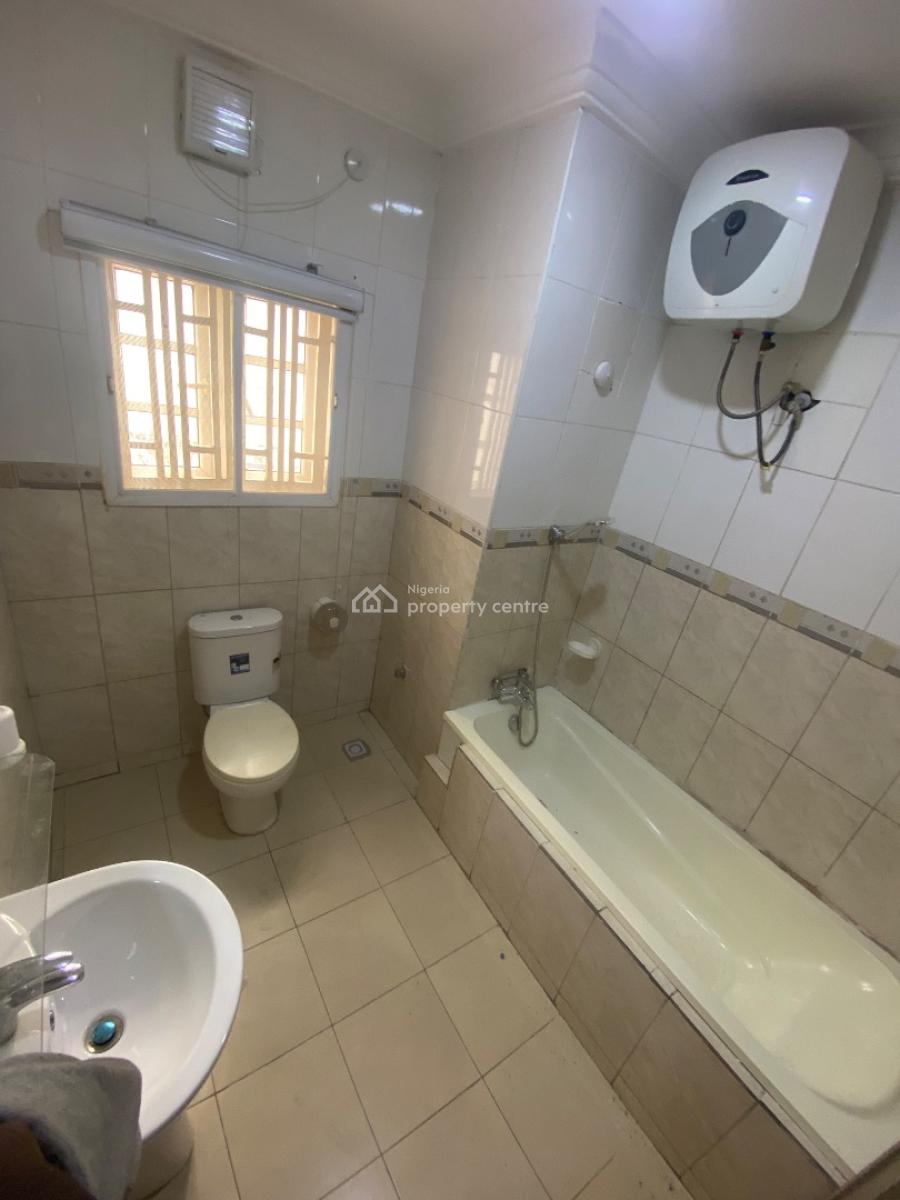 5 Bedroom Duplex with 2 Bq in Guzape Main, Guzape, Guzape District, Abuja, Detached Duplex for Sale