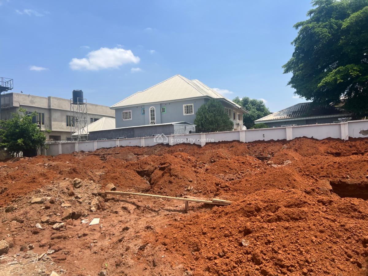 5 Bedrooms Terrace Duplex with Bq, Two Living Room and a Private Lounge, Setraco Gate Axis, Gwarinpa, Abuja, Terraced Duplex for Sale