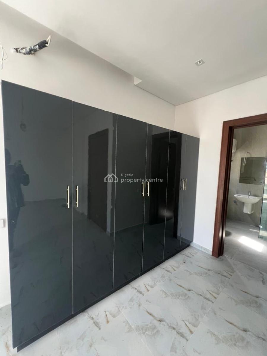 4 Bedroom Semi Detached Home., Lekki Phase 1, Lekki, Lagos, Semi-detached Duplex for Sale