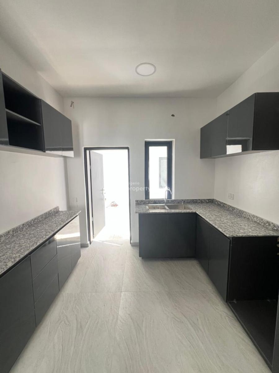 4 Bedroom Semi Detached Home., Lekki Phase 1, Lekki, Lagos, Semi-detached Duplex for Sale